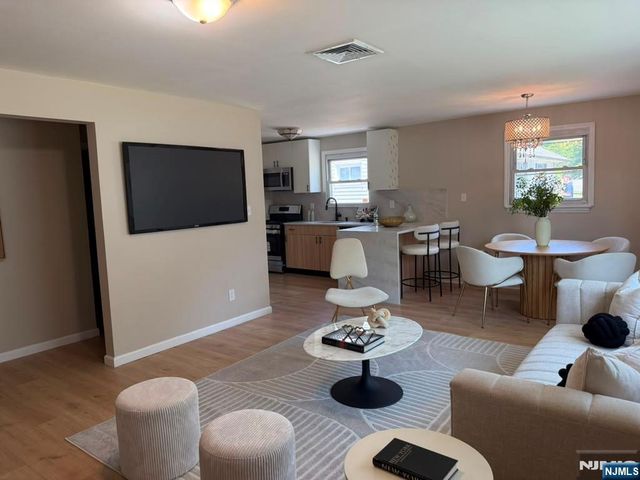 478 Riverside Terrace, Rutherford, NJ 07070