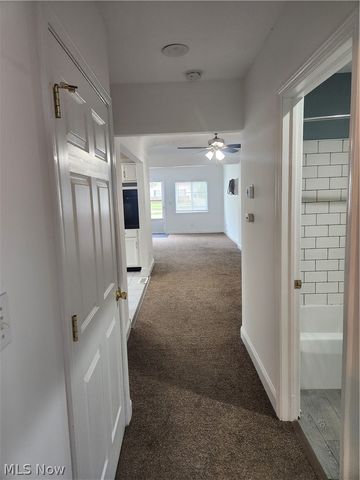 20680 Belvidere Avenue, Fairview Park, OH 44126