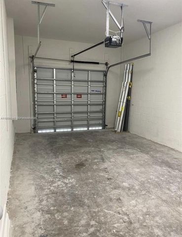 784 SE 19th St 784, Homestead, FL 33034