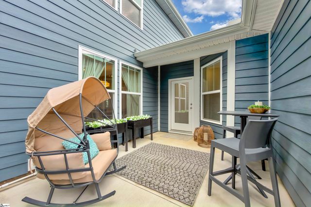 48 Elmsley Road, Greenville, SC 29607
