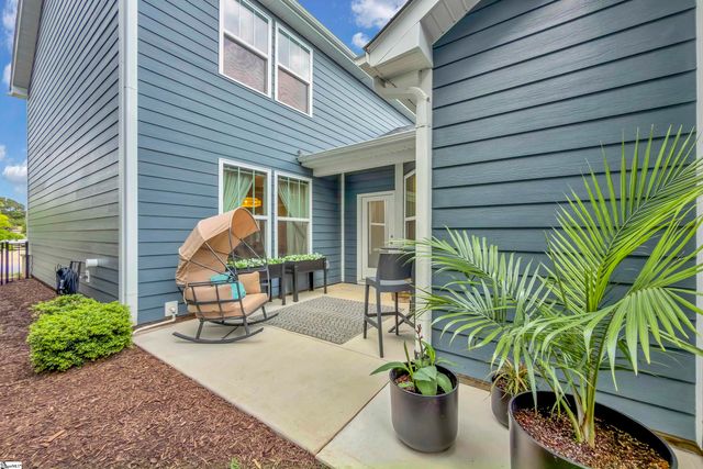 48 Elmsley Road, Greenville, SC 29607
