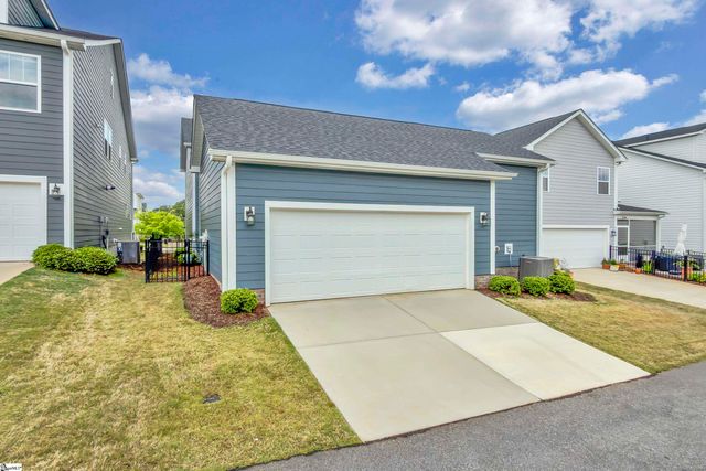48 Elmsley Road, Greenville, SC 29607