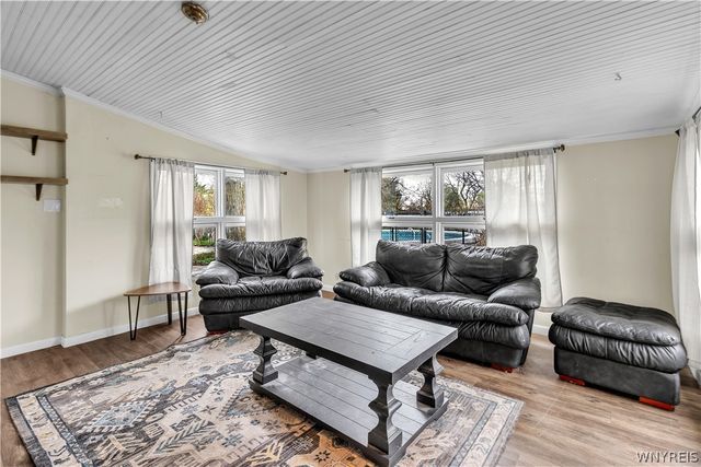 8525 Sunset Drive, Clarence, NY 14221