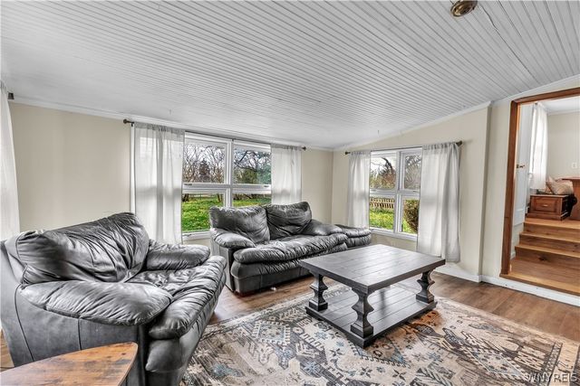 8525 Sunset Drive, Clarence, NY 14221