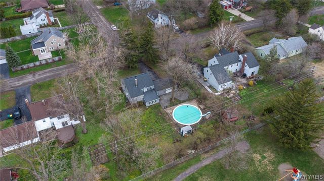 8525 Sunset Drive, Clarence, NY 14221