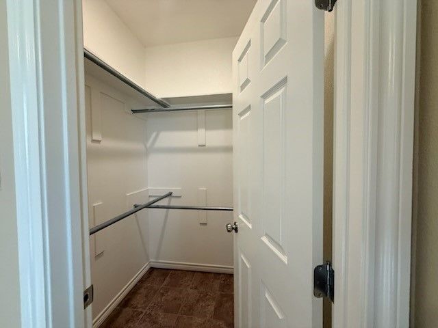 811 S Wilson Street, Kaufman, TX 75142