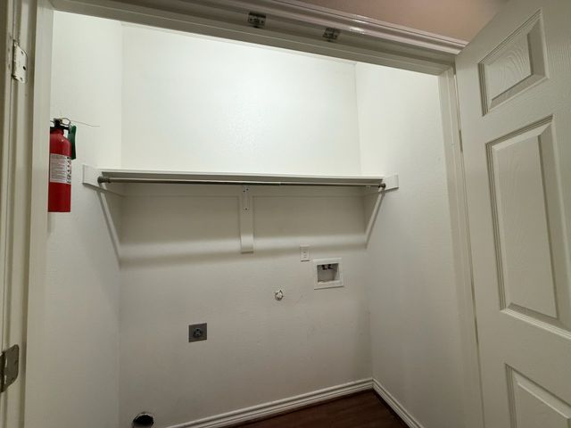 811 S Wilson Street, Kaufman, TX 75142