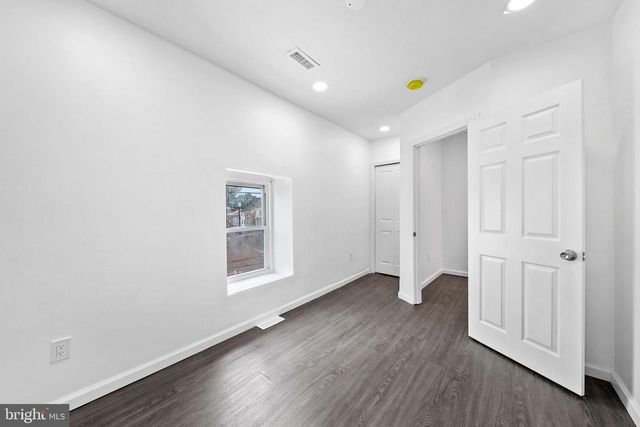 524 YORK ST, Burlington, NJ 08016