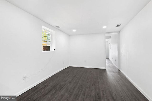 524 YORK ST, Burlington, NJ 08016