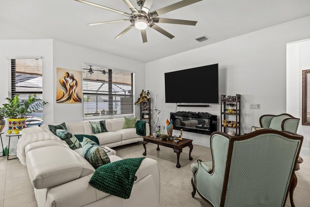 1890 SW Penrose Avenue, Port St. Lucie, FL 34953