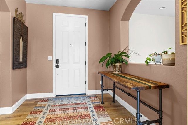 1290 Hollysprings, Santa Maria, CA 93455