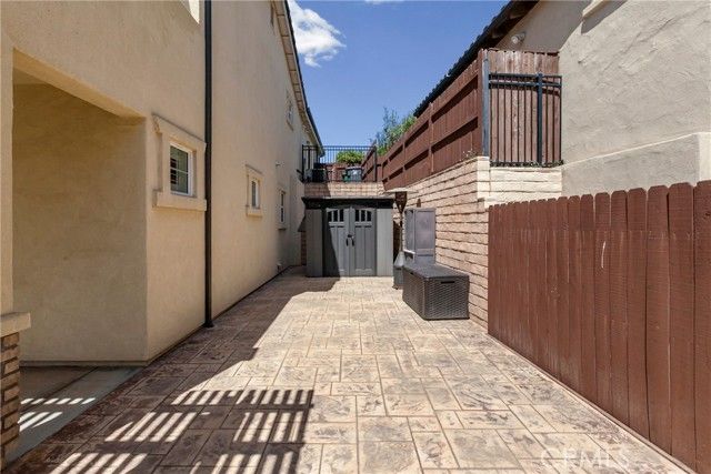 1290 Hollysprings, Santa Maria, CA 93455