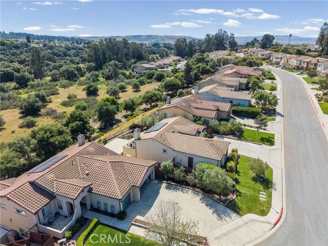 1290 Hollysprings, Santa Maria, CA 93455