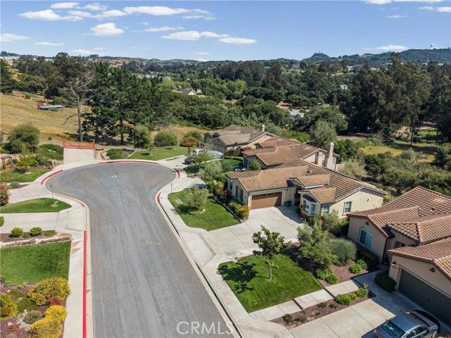 1290 Hollysprings, Santa Maria, CA 93455