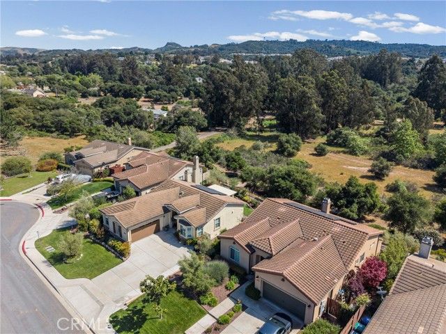 1290 Hollysprings, Santa Maria, CA 93455