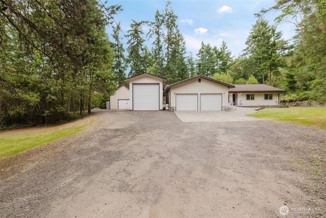 4601 SW Lake Flora Road, Port Orchard, WA 98367