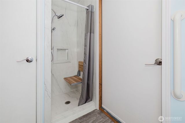 4601 SW Lake Flora Road, Port Orchard, WA 98367