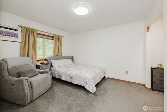 4601 SW Lake Flora Road, Port Orchard, WA 98367