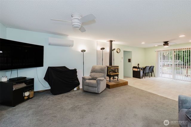 4601 SW Lake Flora Road, Port Orchard, WA 98367