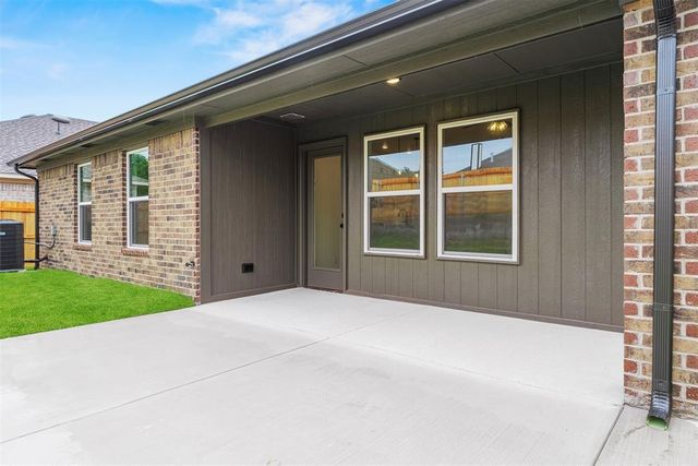 8725 Spruce Street, Edmond, OK 73003