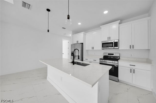 4985 Fairway CT, Lehigh Acres, FL 33973