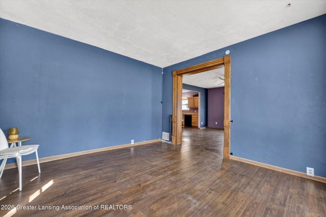 206 W Shepherd Street, Charlotte, MI 48813