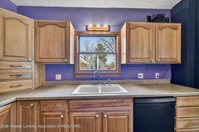 206 W Shepherd Street, Charlotte, MI 48813