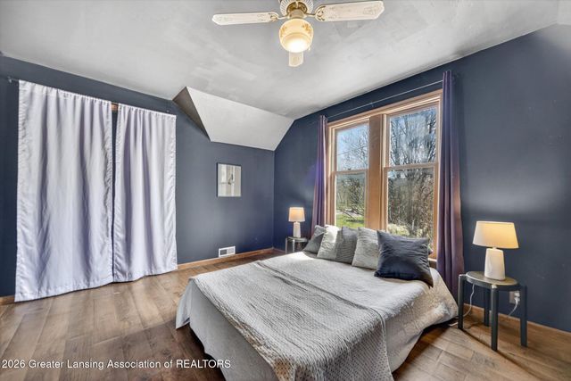 206 W Shepherd Street, Charlotte, MI 48813