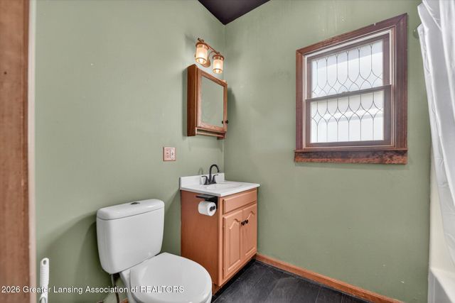 206 W Shepherd Street, Charlotte, MI 48813