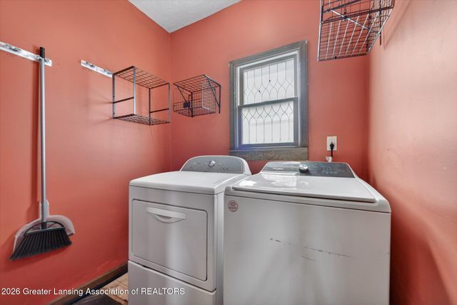 206 W Shepherd Street, Charlotte, MI 48813