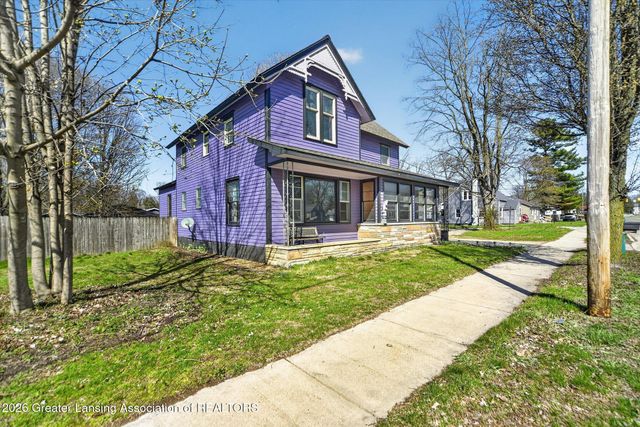 206 W Shepherd Street, Charlotte, MI 48813