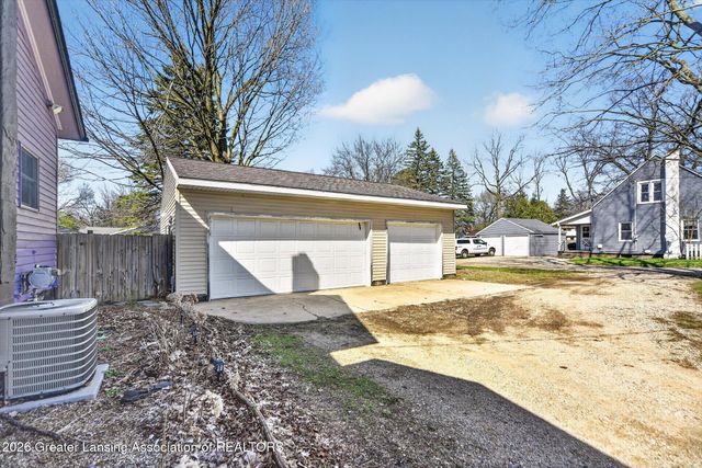 206 W Shepherd Street, Charlotte, MI 48813