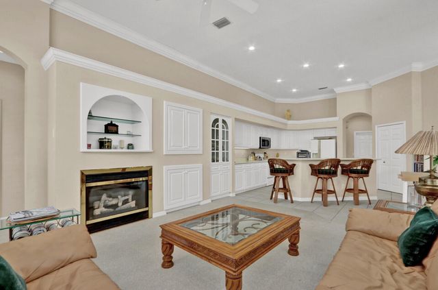 2065 SW Bradford Place, Palm City, FL 34990