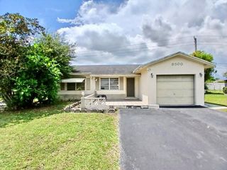 9500 NW 70th Street, Tamarac, FL 33321