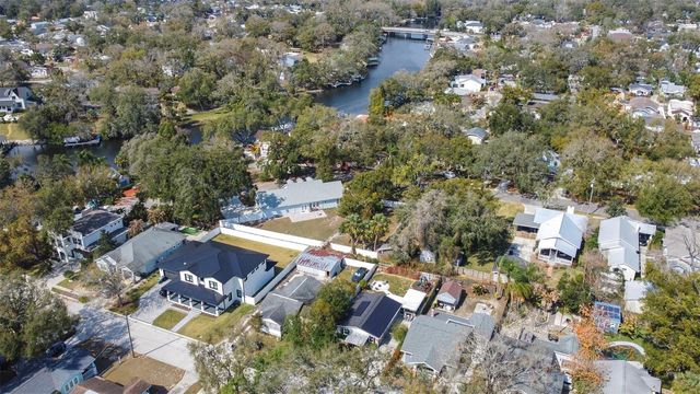 315 W LAMBRIGHT STREET, Tampa, FL 33604