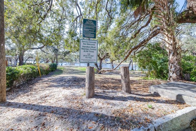 315 W LAMBRIGHT STREET, Tampa, FL 33604