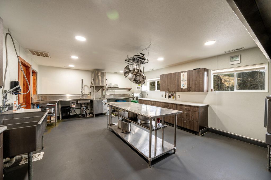 7845 E US HWY 16, Buffalo, WY 82834 photo 16