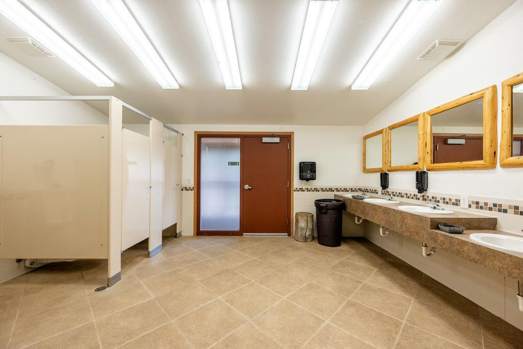 7845 E US HWY 16, Buffalo, WY 82834 photo 40