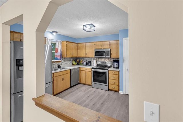 220 Debra Street, Lansing, KS 66043