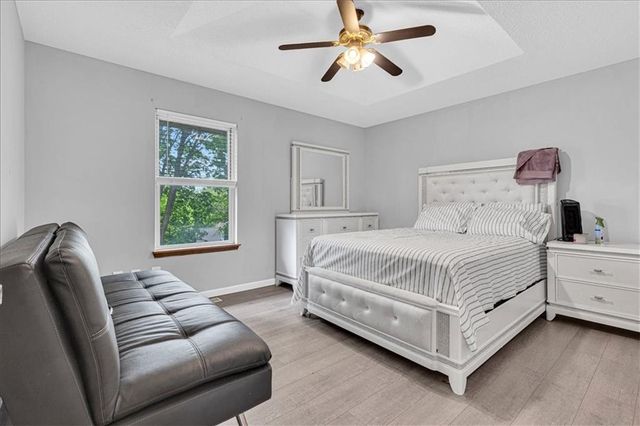 220 Debra Street, Lansing, KS 66043