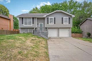 220 Debra Street, Lansing, KS 66043