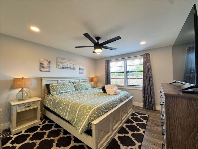 2722 49TH AVENUE W 2722, Bradenton, FL 34207