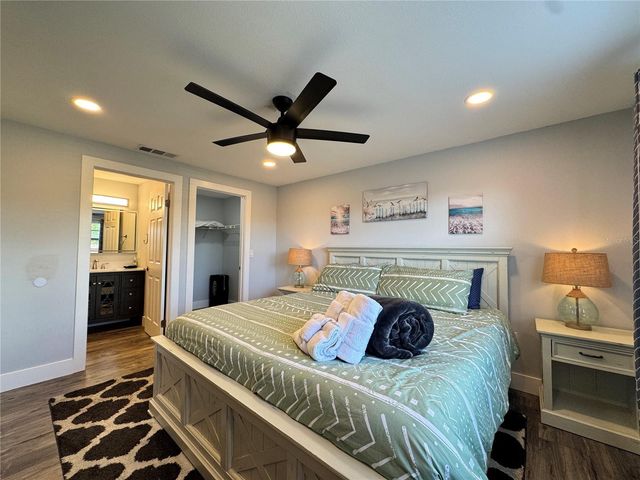 2722 49TH AVENUE W 2722, Bradenton, FL 34207