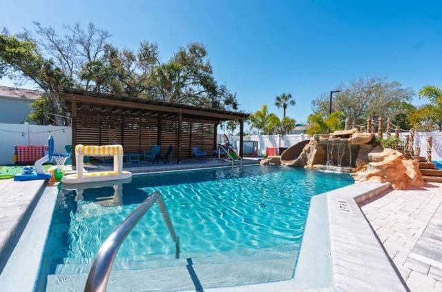 2722 49TH AVENUE W 2722, Bradenton, FL 34207