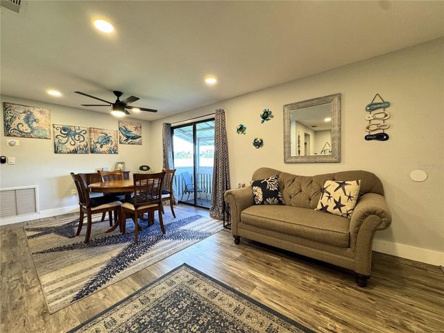 2722 49TH AVENUE W 2722, Bradenton, FL 34207