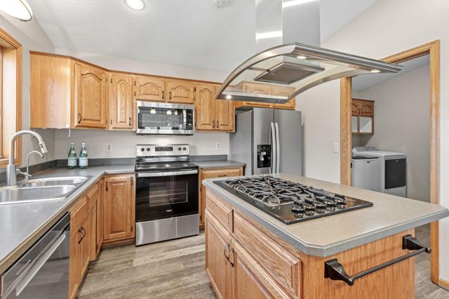 804 Grant Avenue, Hudson, WI 54016