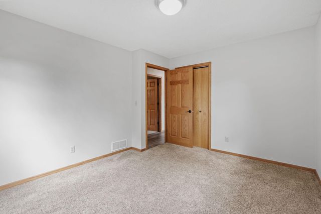 804 Grant Avenue, Hudson, WI 54016