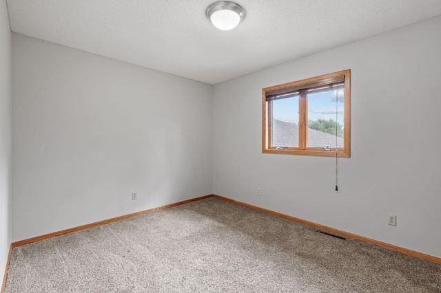 804 Grant Avenue, Hudson, WI 54016
