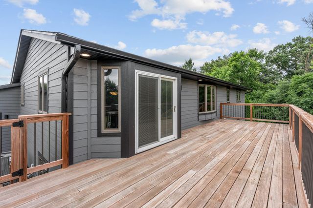 804 Grant Avenue, Hudson, WI 54016