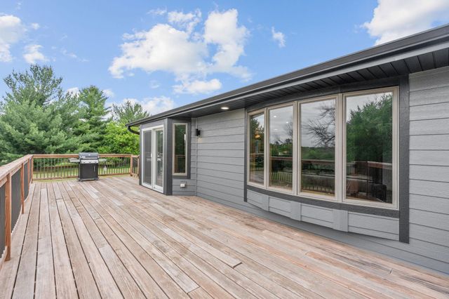 804 Grant Avenue, Hudson, WI 54016